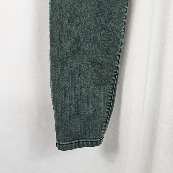 Torrid Skinny High Rise Jeans In Green - Size 16R - Picture 6 of 9